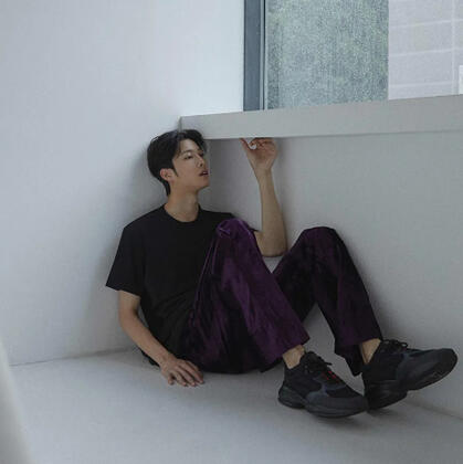 Dazed Korea (2020)